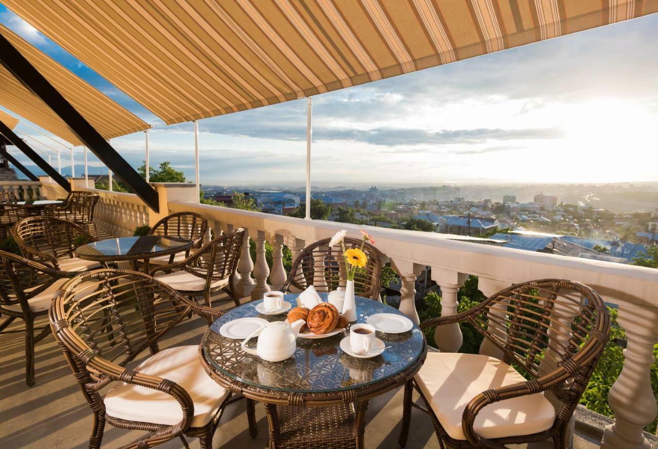 Areve Residence Boutique Hotel เยเรวาน ภายนอก รูปภาพ
